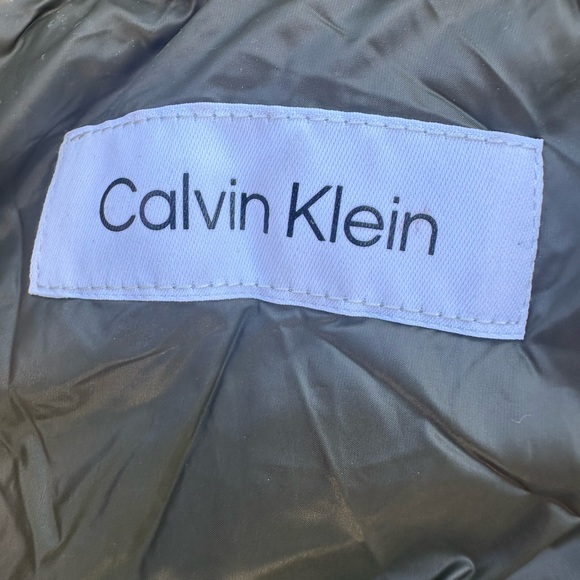 Calvin Klein Quilted Long Coat with Hood - Size Large - Picture 9 of 9